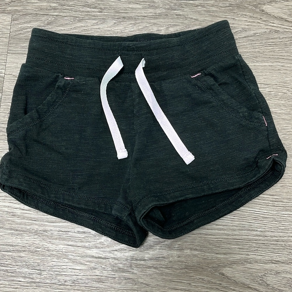 Cat & Jack Girls Black Shorts- size 4T